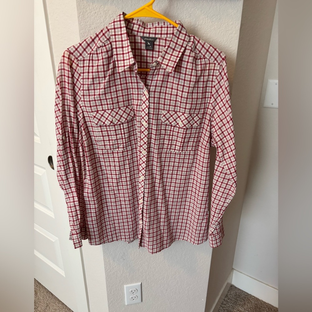 Eddie Bauer Ladies Lightweight Cotton Button Up shirt size Petite Large NWOT